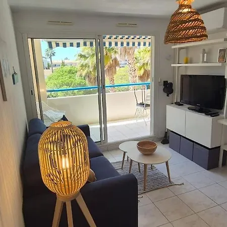 T2 A 6 Min A Pied De La Avec Piscine Apartmán Le Lavandou