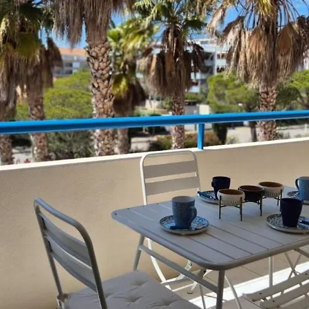 T2 A 6 Min A Pied De La Avec Piscine Apartamento Le Lavandou